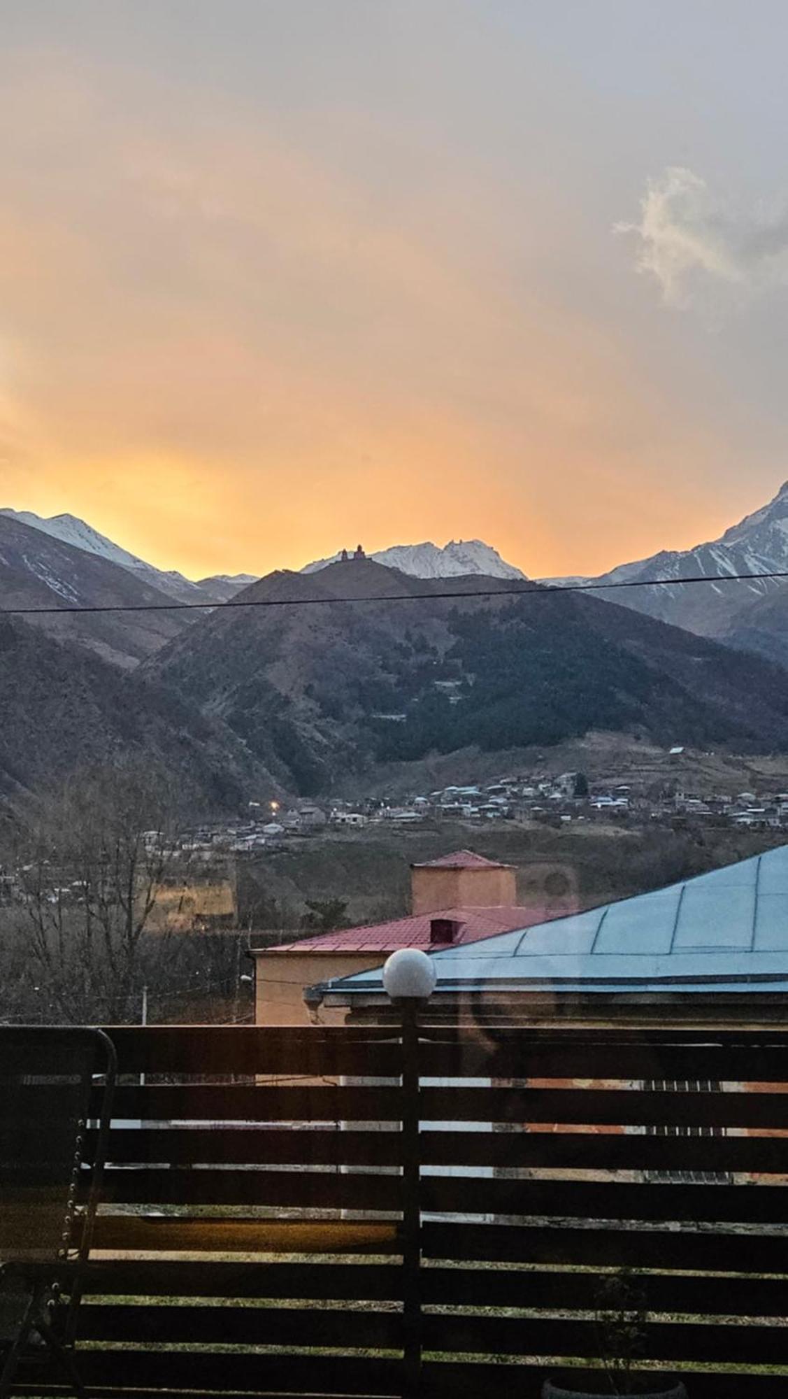 Best View Kazbegi מראה חיצוני תמונה